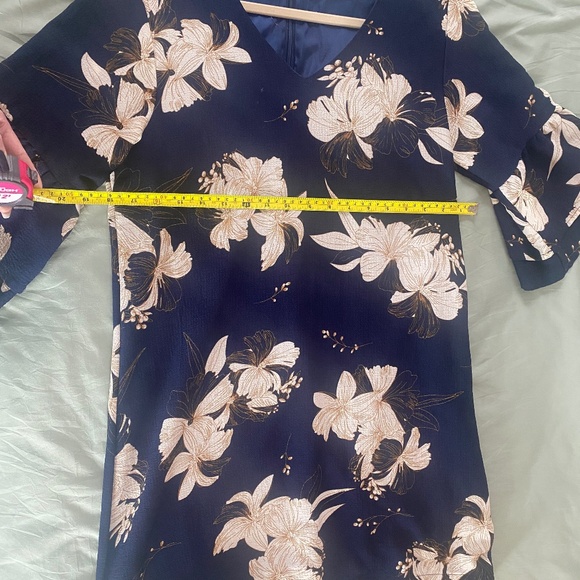 Navy Floral Shift Dress - Picture 6 of 6